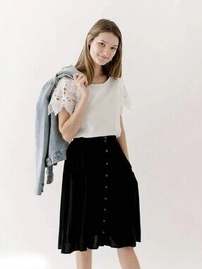 The Mainstreet Exchange - Button-Front Black Midi Skirt